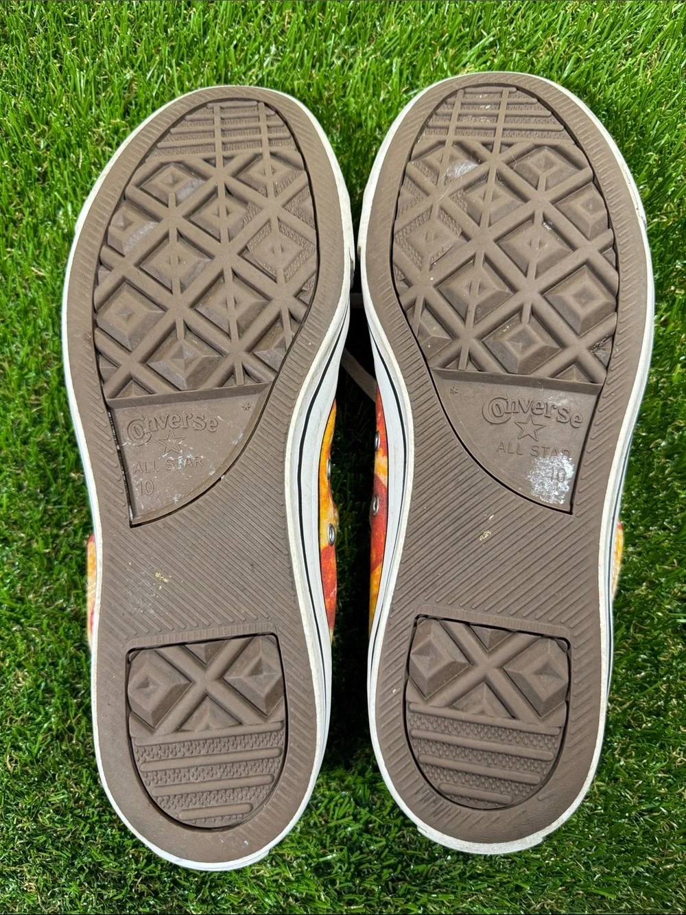 Converse High-Top Sneakers in Pizza Print - Picture 5 of 8